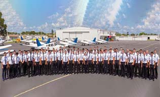 HM PROFESSIONAL PILOT PROGRAM